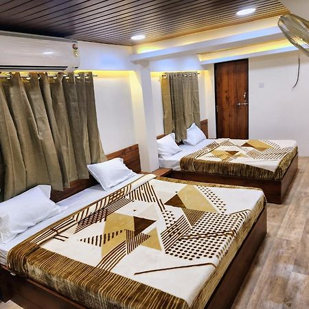 Hotel Anantshree اوجاين المظهر الخارجي الصورة