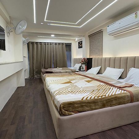 Hotel Anantshree اوجاين المظهر الخارجي الصورة