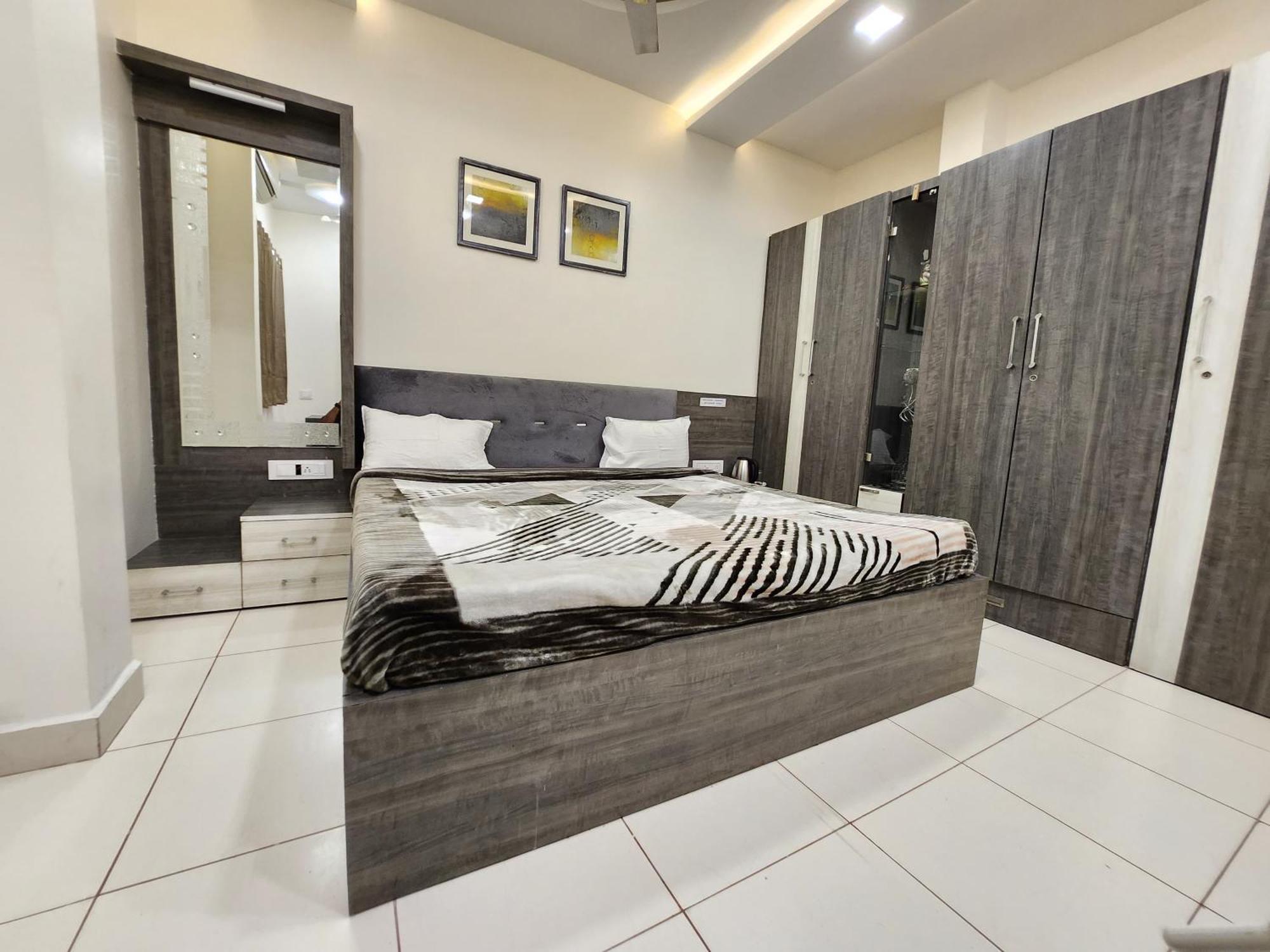Hotel Anantshree اوجاين المظهر الخارجي الصورة