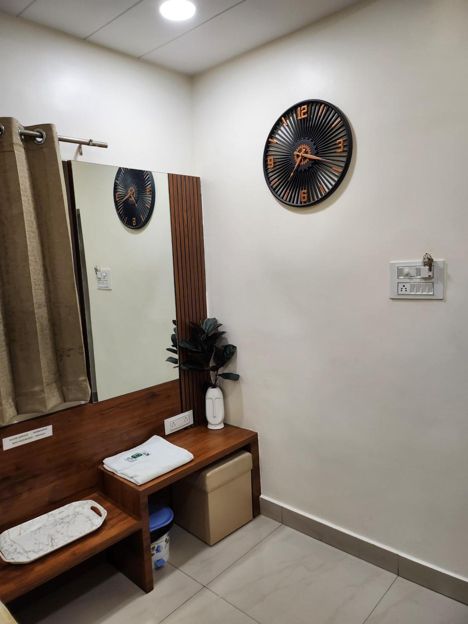 Hotel Anantshree اوجاين المظهر الخارجي الصورة